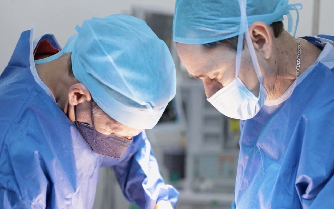 Hospital estrena técnica para alcanzar exitosos resultados en cirugías de cáncer.alt