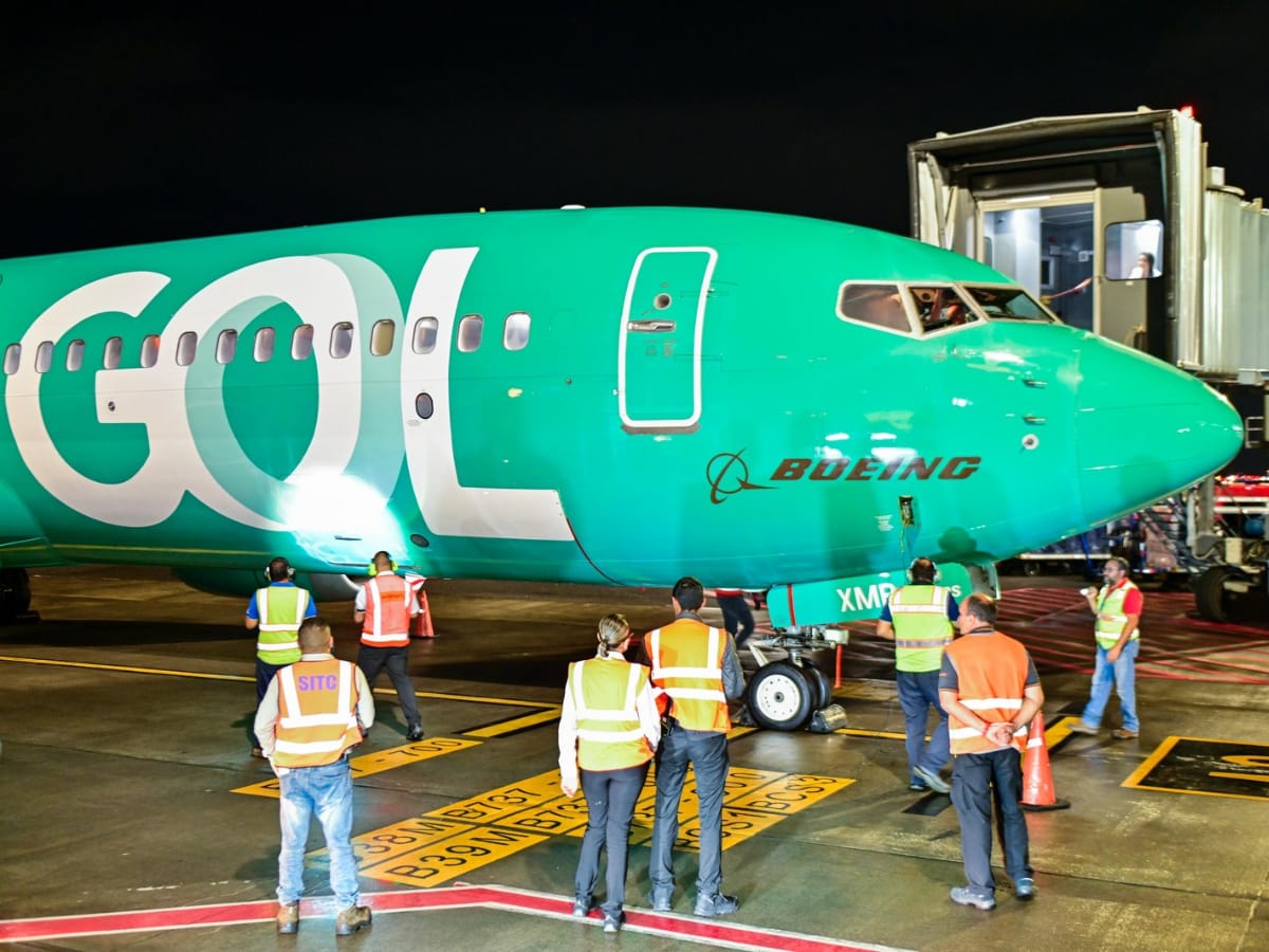 El Boeing 737 MAX 8 de GOL salió del aeropuerto de Guarulhos a las 13:55 horas de este martes (12) y aterrizó en el Aeropuerto Internacional Juan Santamaría, a las 05:57 horas.