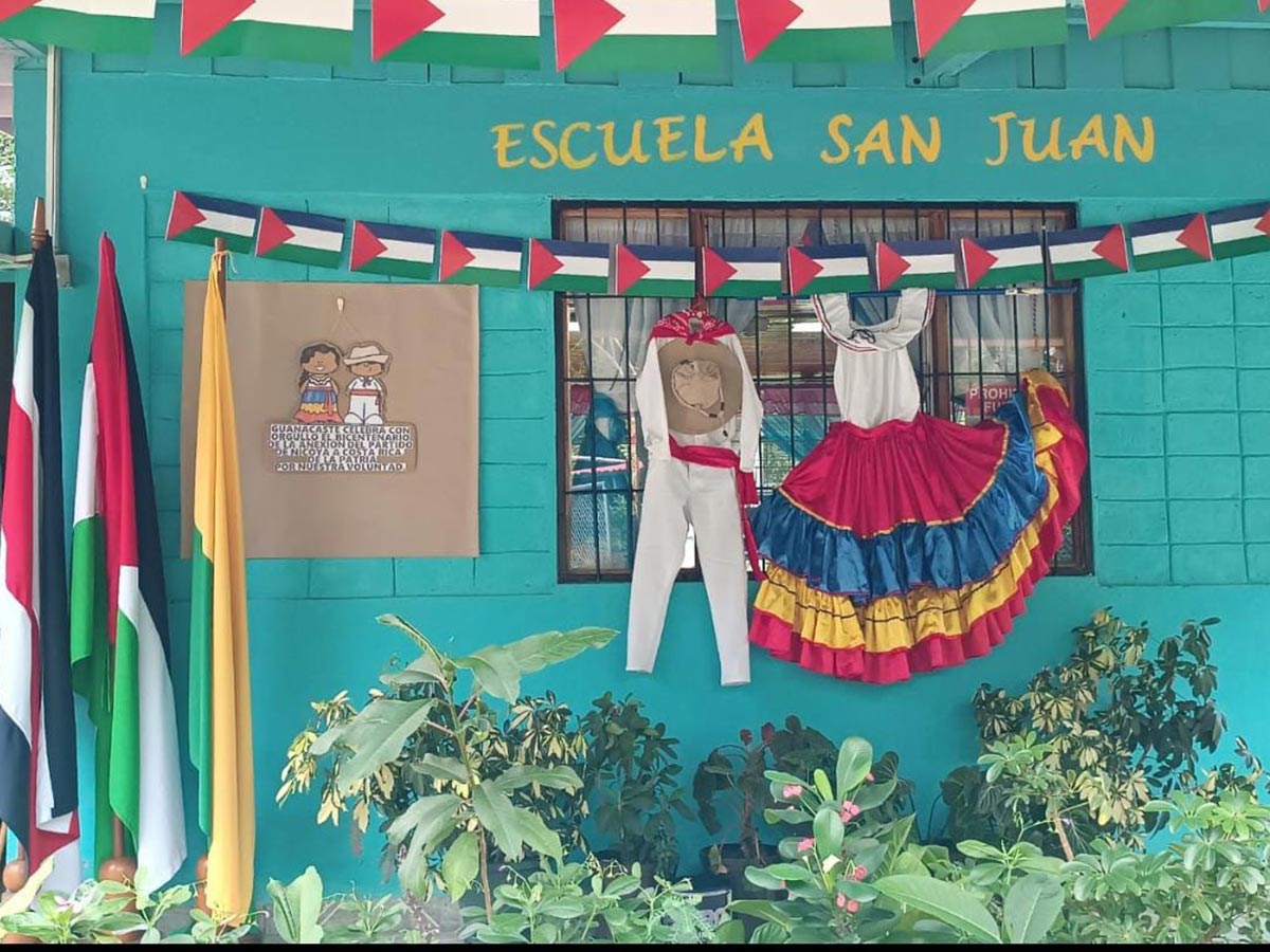 estudiantes celebran semana guanacasteca 03