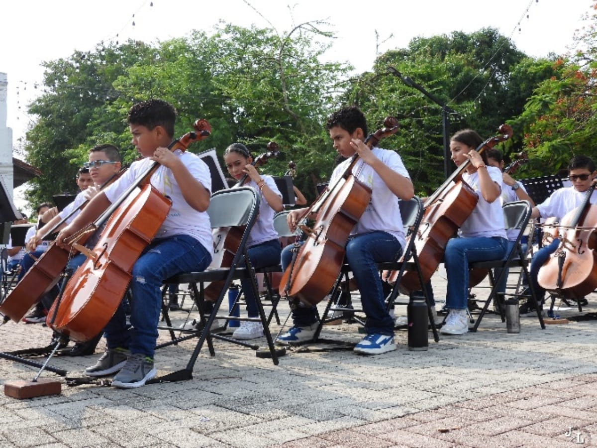 Evento incluye ocho horas de música, teatro, danza, folclor, diseño y artes audiovisuales