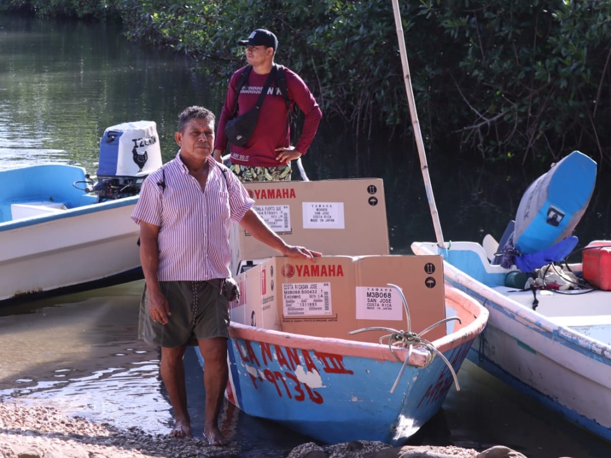 Inder entregó 36 motores fuera de borda a los beneficiaros que realizan actividades de pesca responsable en Costa de Pájaros, Corozal de Lepanto, Isla Chira e Isla Venado en Puntarenas.