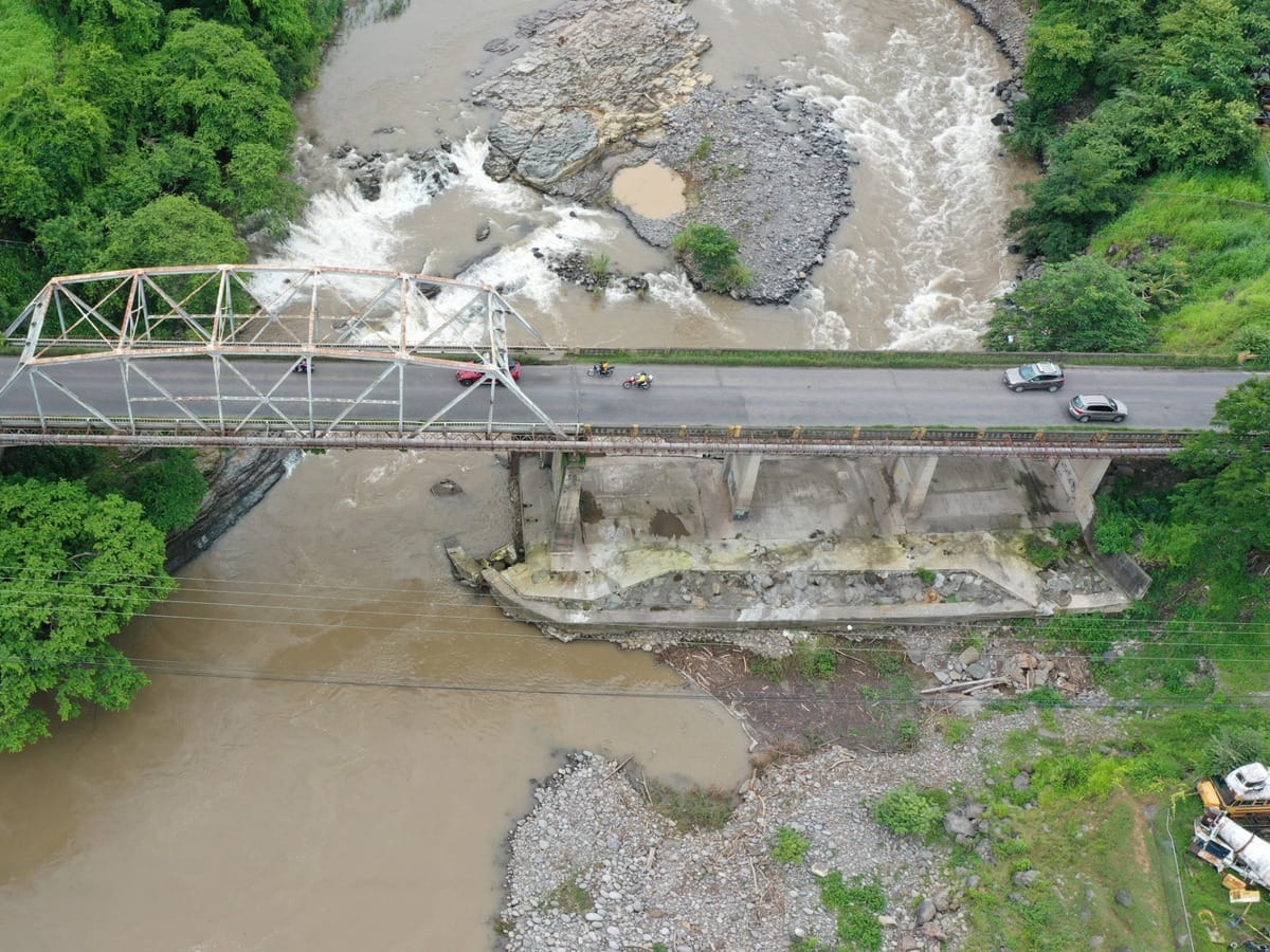 $97.5 millones se inver0rán en puentes y carreteras.