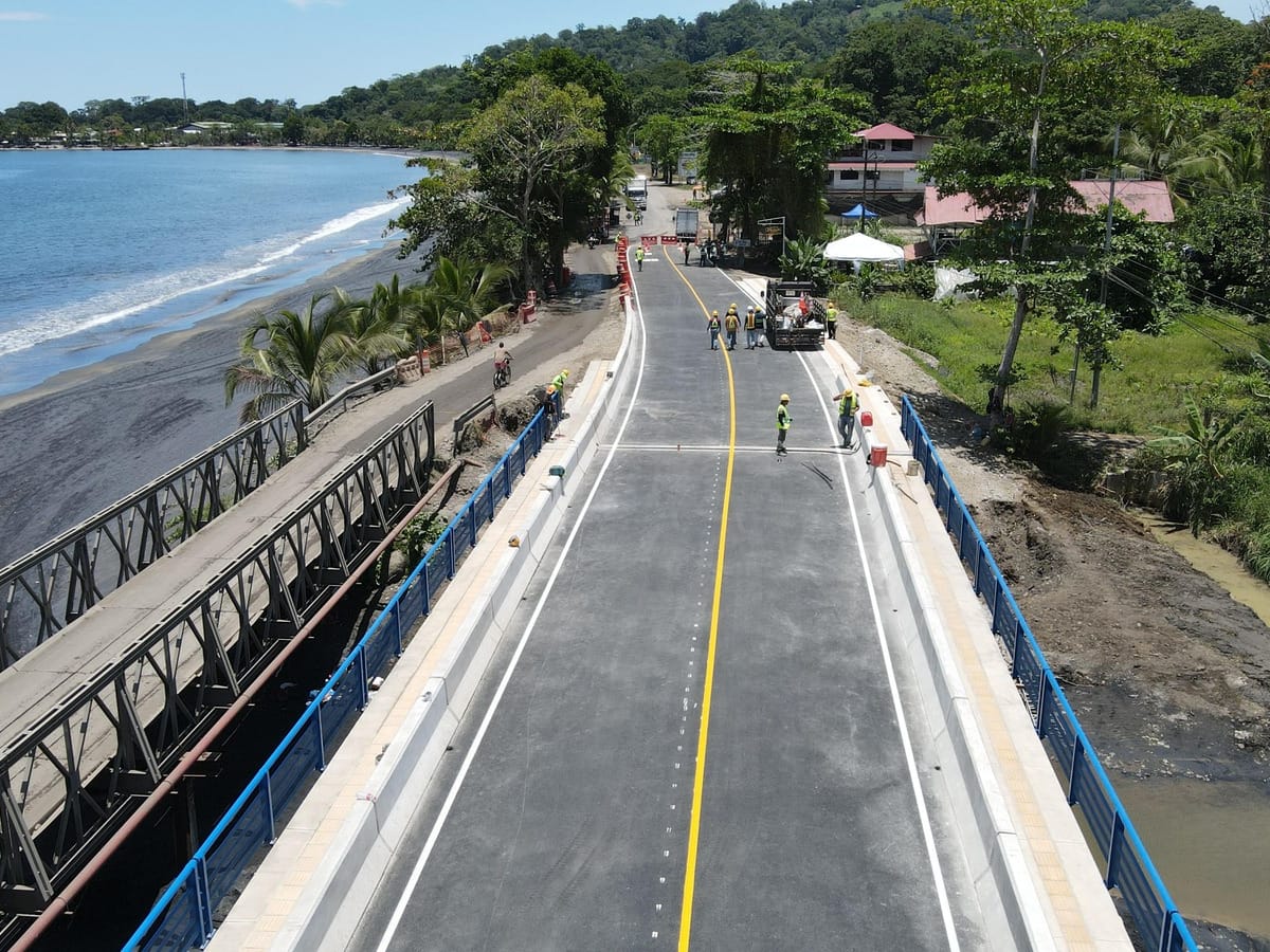 Sobre la quebrada Pan Dulce, en la ruta nacional 256.