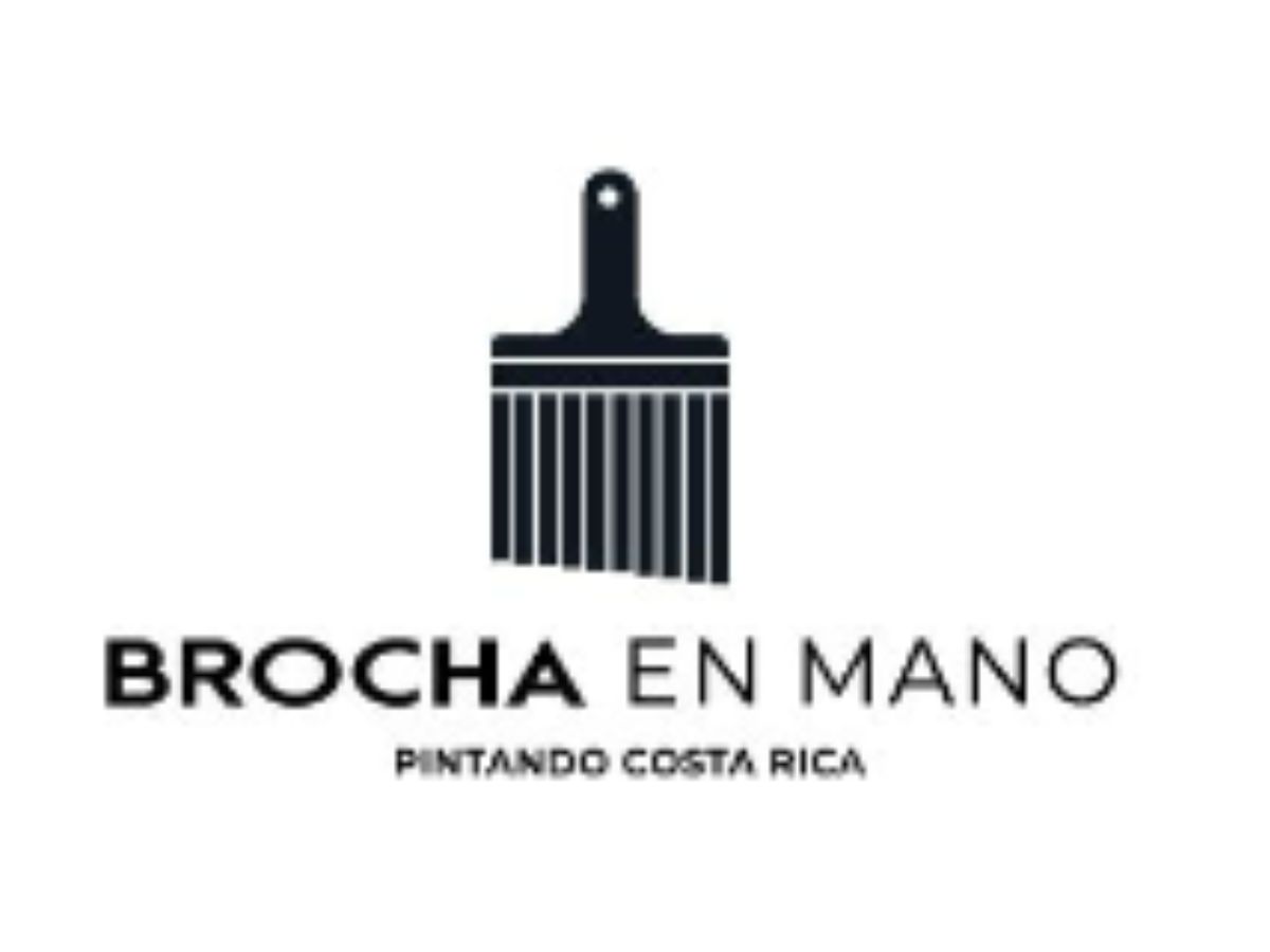 brocha en mano