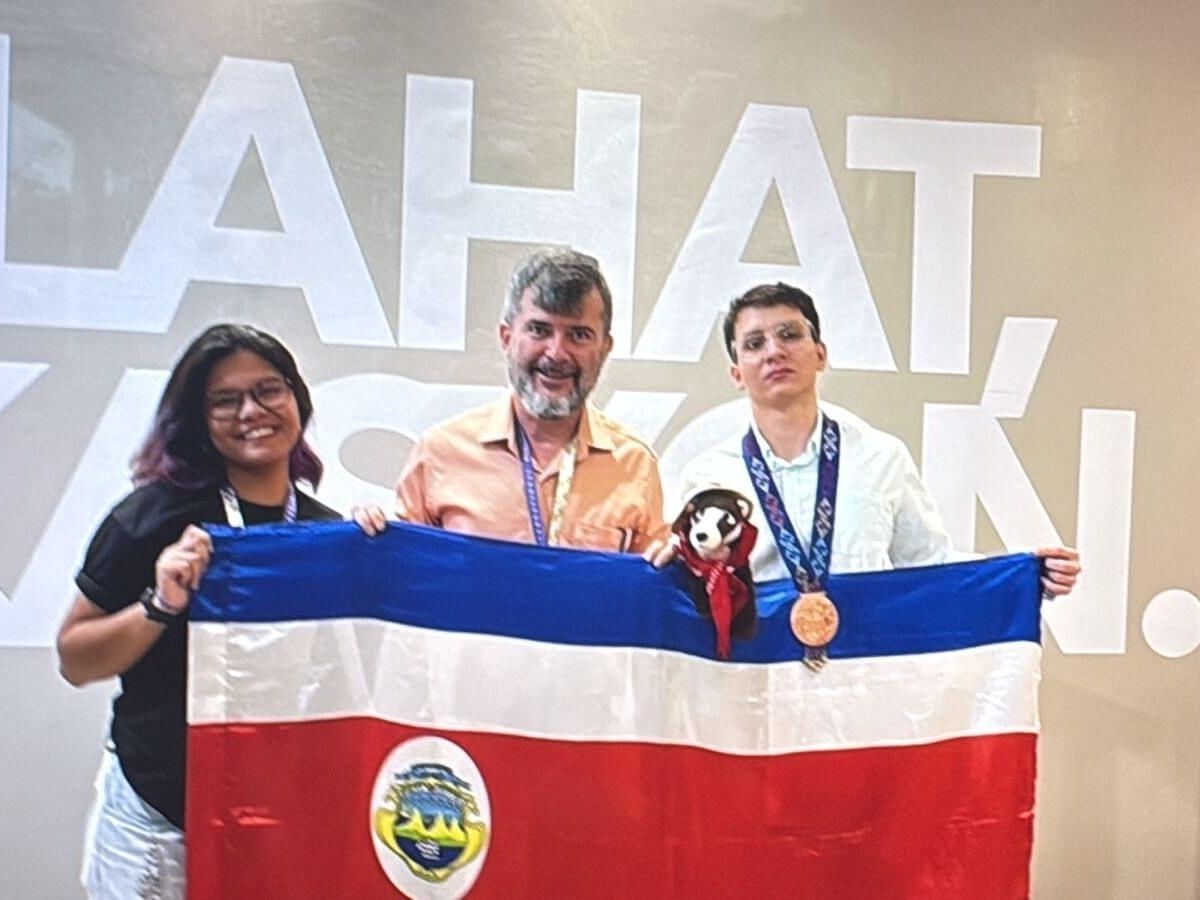 El joven costarricense Andrés Corrales ganó una medalla de bronce en la Olimpiada Internacional de Biología (IBO, por sus siglas en inglés), celebrada del 20 al 27 de julio en la ciudad de Quezón, Filipinas.