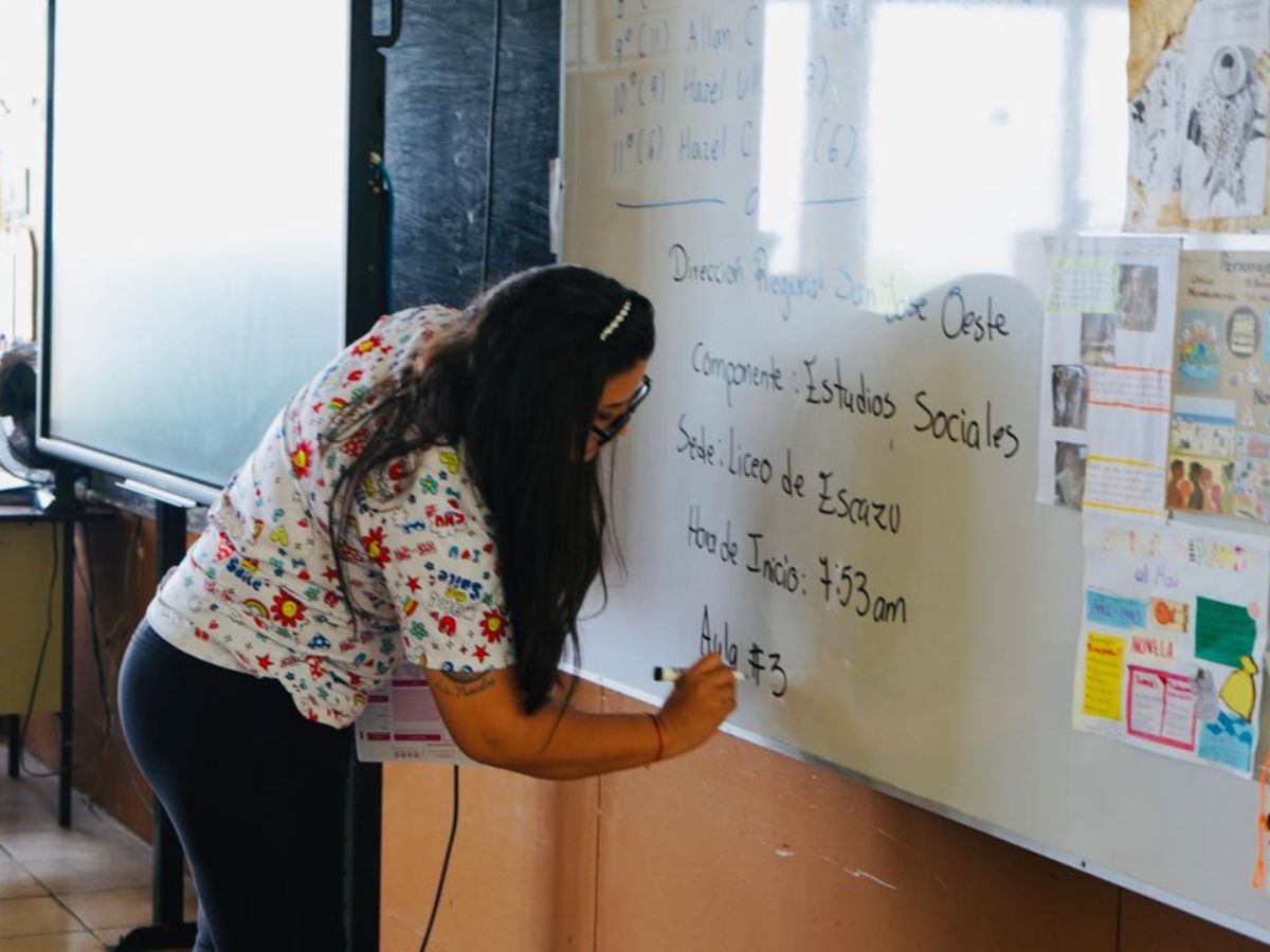 46. 710 estudiantes de 950 colegios diurnos y nocturnos del país
