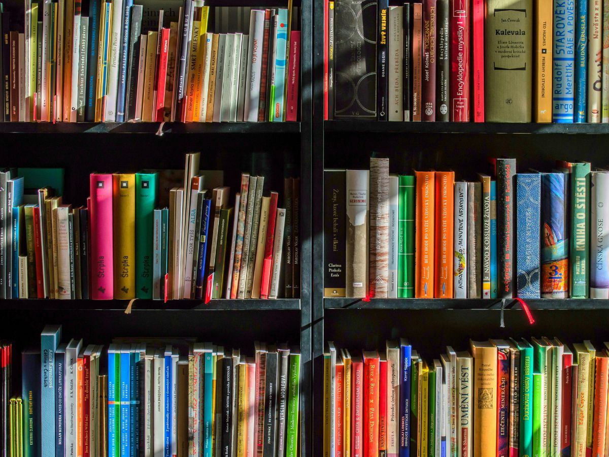 El acceso a la literatura es la puerta al conocimiento, a la imaginación y a la educación, y ese es el objetivo de “La Casa de los Cuentos”