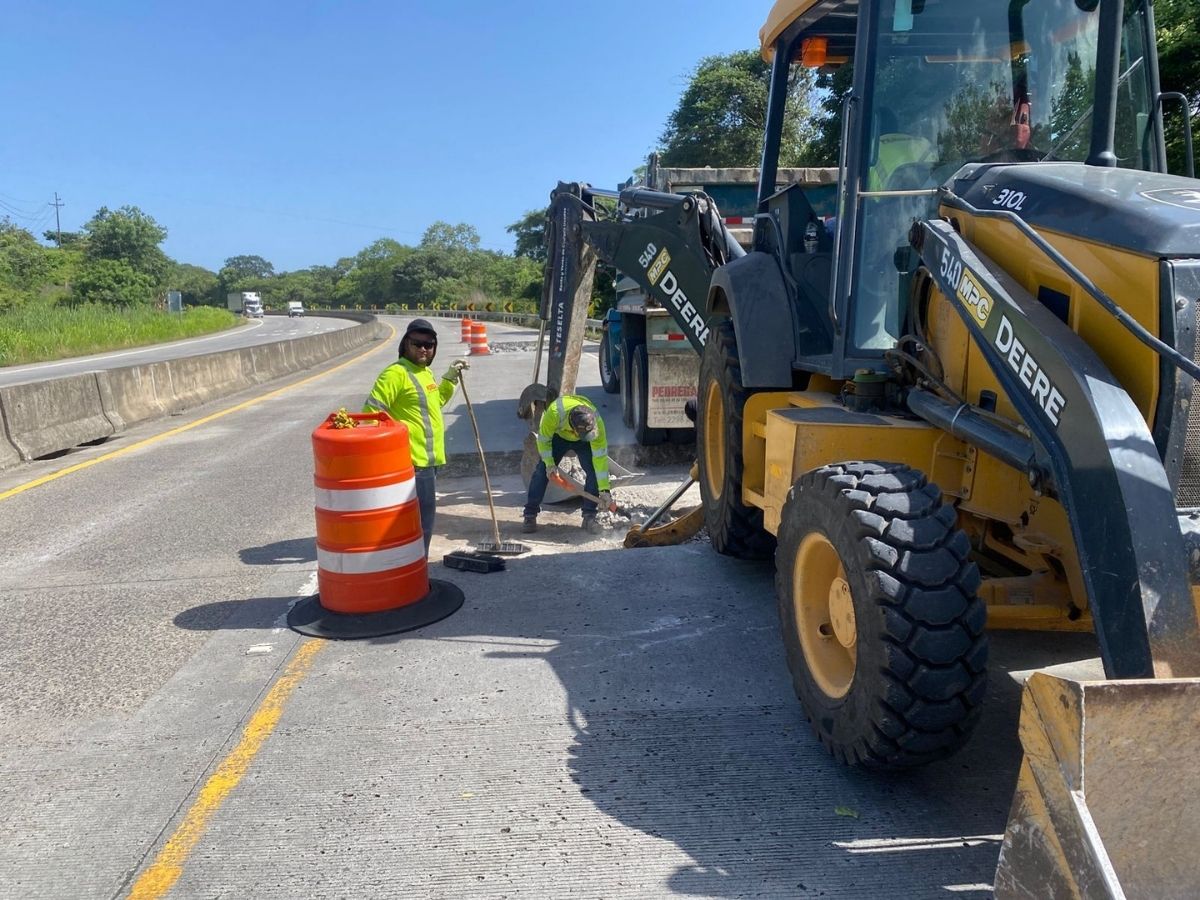 Equivalen a 1.944 m3 de concreto hidráulico ya colocado.