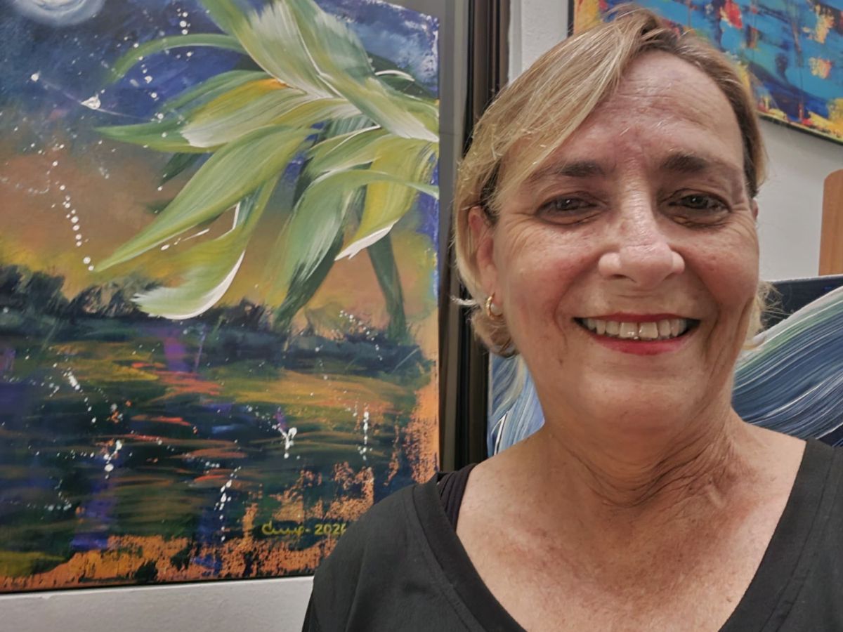 La artista liberiana Ana Eugenia Arata lleva a Puebla, México, una obra que dialoga con la canción de Héctor Zúñiga Rovira y con el paisaje afectivo de Guanacaste. Amor de temporada se convierte así en un encuentro entre pintura, música, paisaje, memoria e identidad.