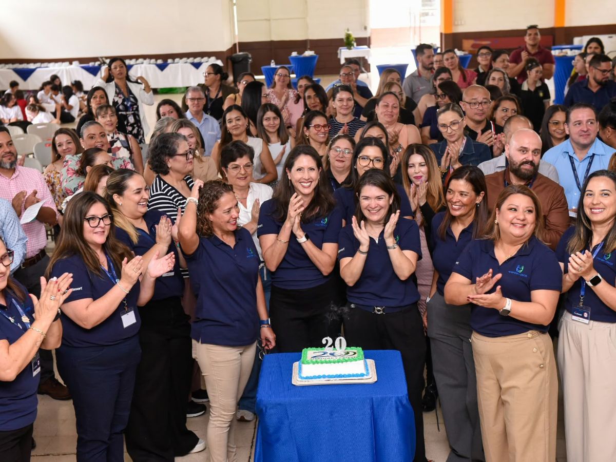 139.000 estudiantes de 275 escuelas de Centroamérica, Colombia y República Dominicana se benefician por el Programa de PriceSmart, fundado en Costa Rica