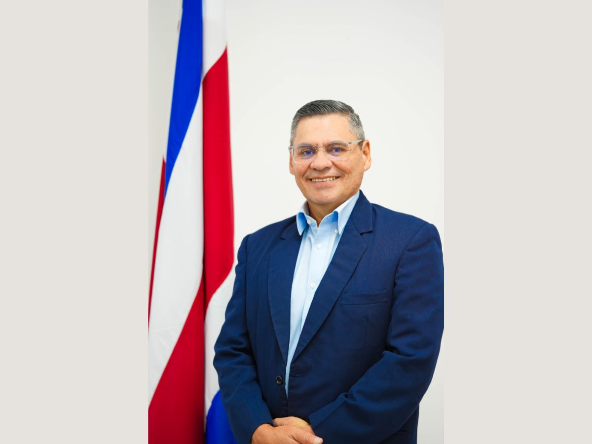 El presidente de la República, Rodrigo Chaves Robles, designó a Fernando Vargas Pérez como ministro de Agricultura y Ganadería a.i., a partir del 20 de abril y hasta el 7 de mayo de 2026.