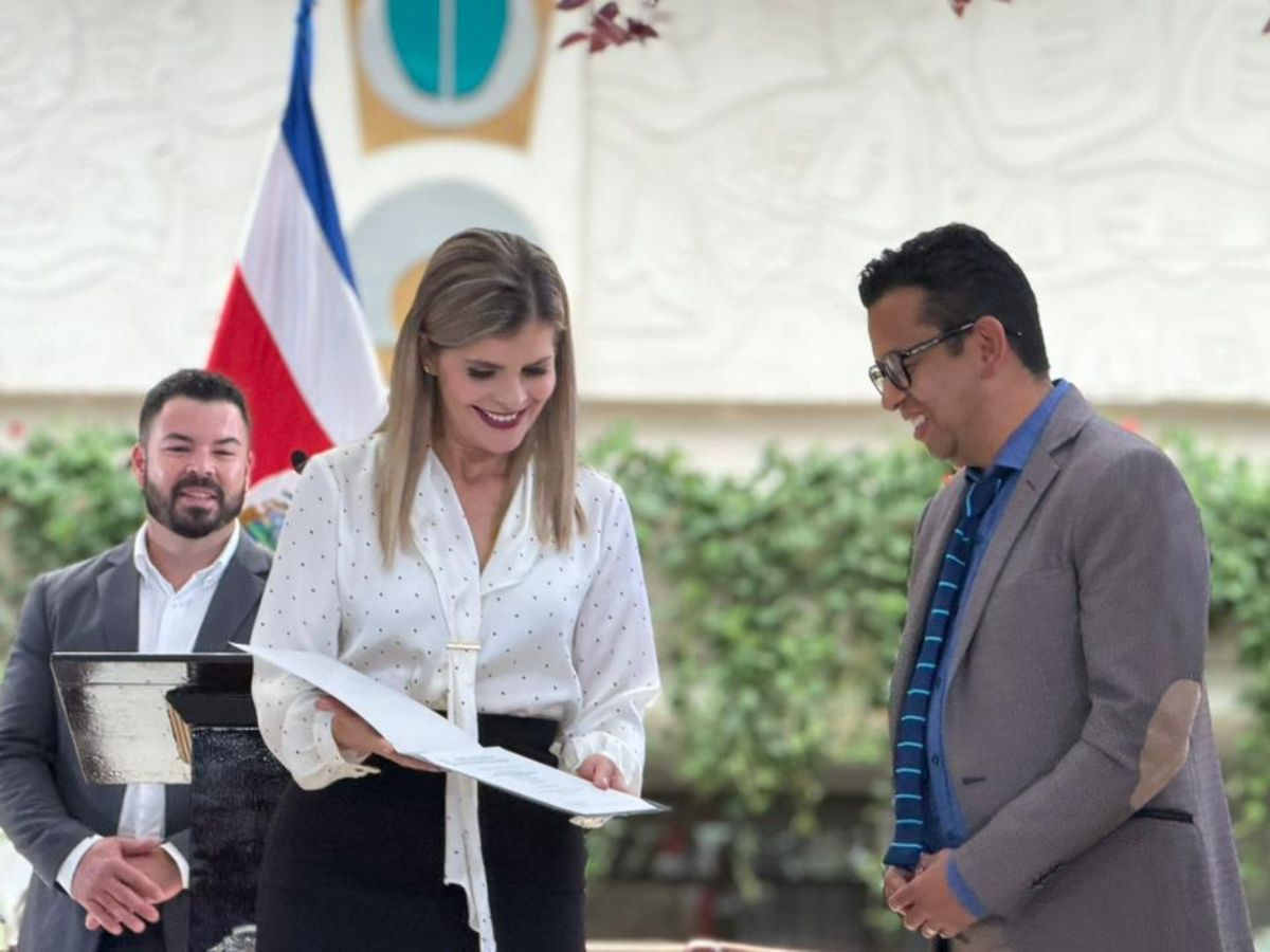 Como parte de la política Costa Rica IMPULSA, 12.000 personas en condición de pobreza accederán a formación en inglés mediante una alianza entre el INA y el IMAS.