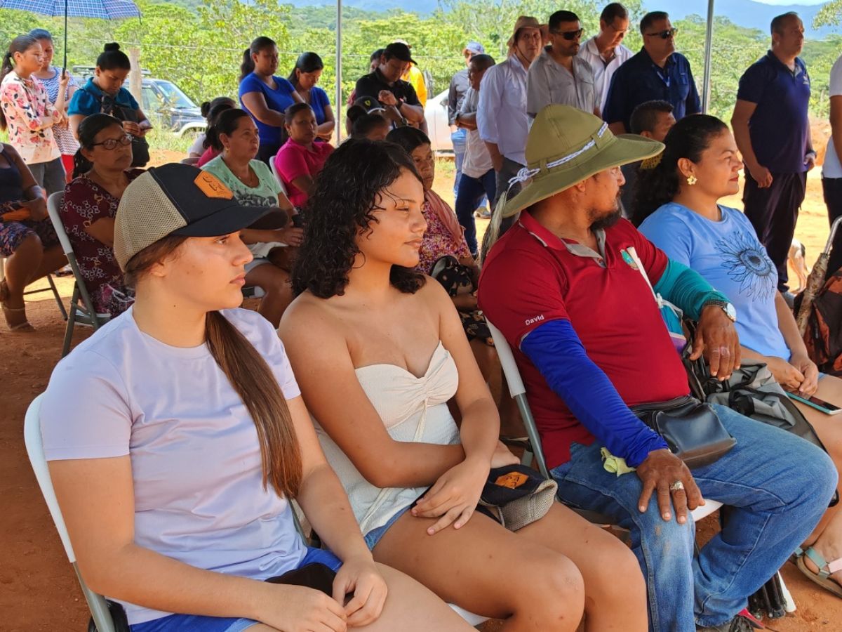El proyecto beneficia a 180 personas