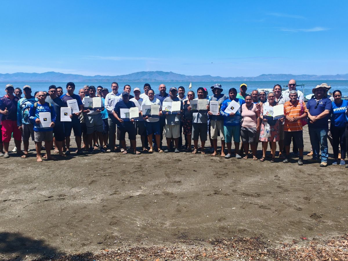 53 familias pescadoras en varias comunidades del Pacífico Central son beneficiadas gracias a una inversión que supera los ₡306 millones.