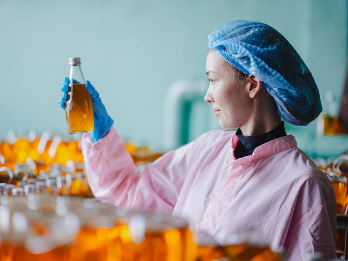 Fortalecer los encadenamientos productivos, generar mayores oportunidades de negocios  y atraer inversión extranjera, son algunas de las razones por las que la Cámara Costarricense de PYMES (CCP) insiste en la aprobación de la Ley de Jornadas Excepcionales (4x3).
