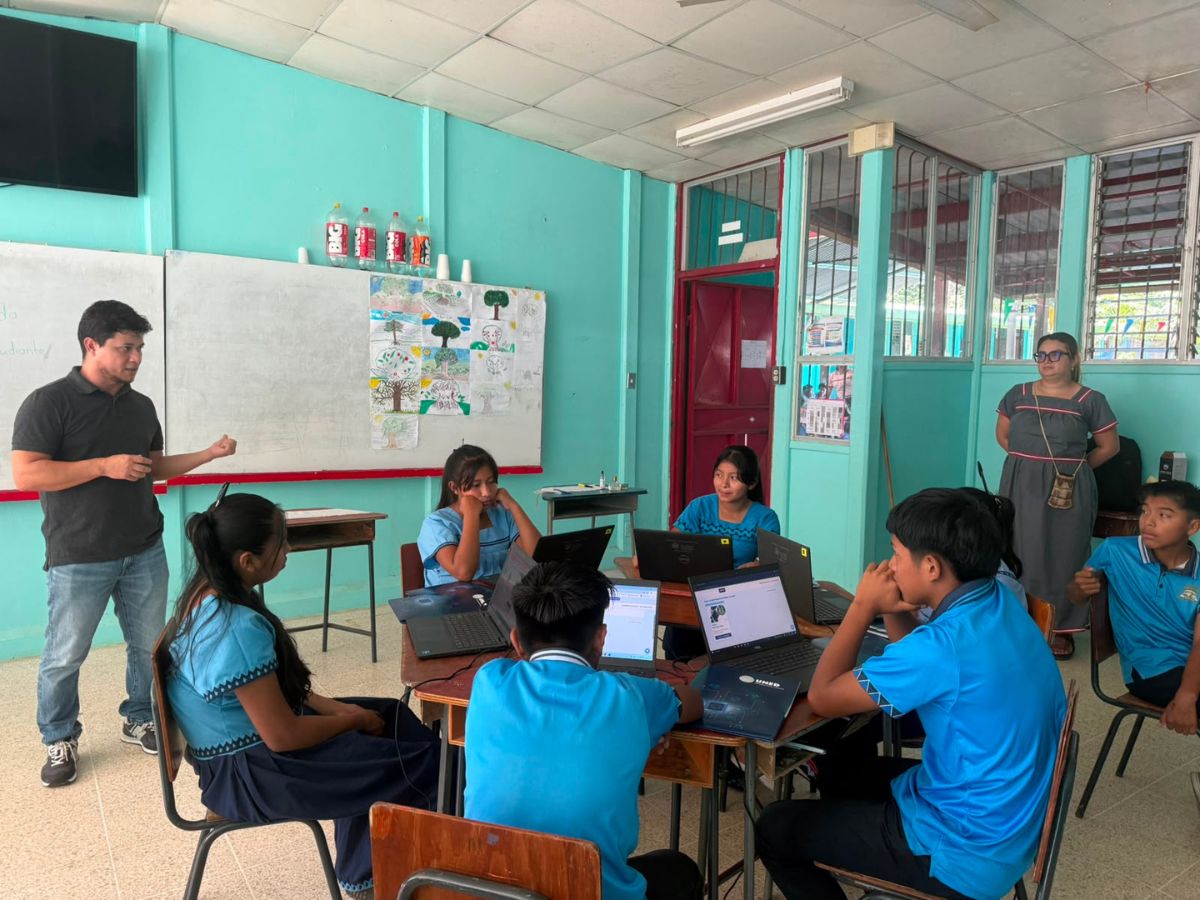 Iniciativa internacional Experimenta+, liderada en Costa Rica, desarrolla un modelo de enseñanza de las ciencias mediante laboratorios remotos que será adaptado por Panamá, República Dominicana y El Salvador.
