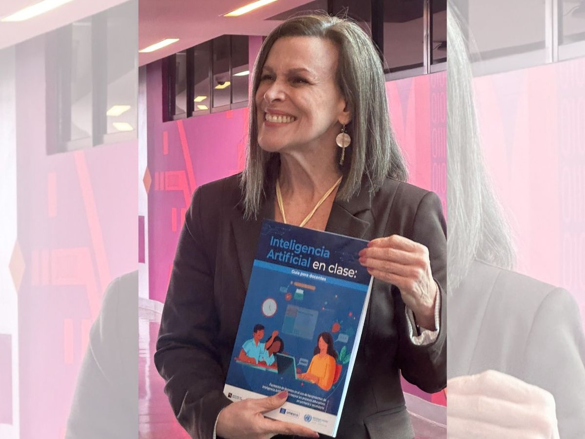 La guía fue desarrollada junto al MEP, la UNESCO y el Sistema de Naciones Unidas, consolidando un modelo de colaboración público-privada para transformar la educación.