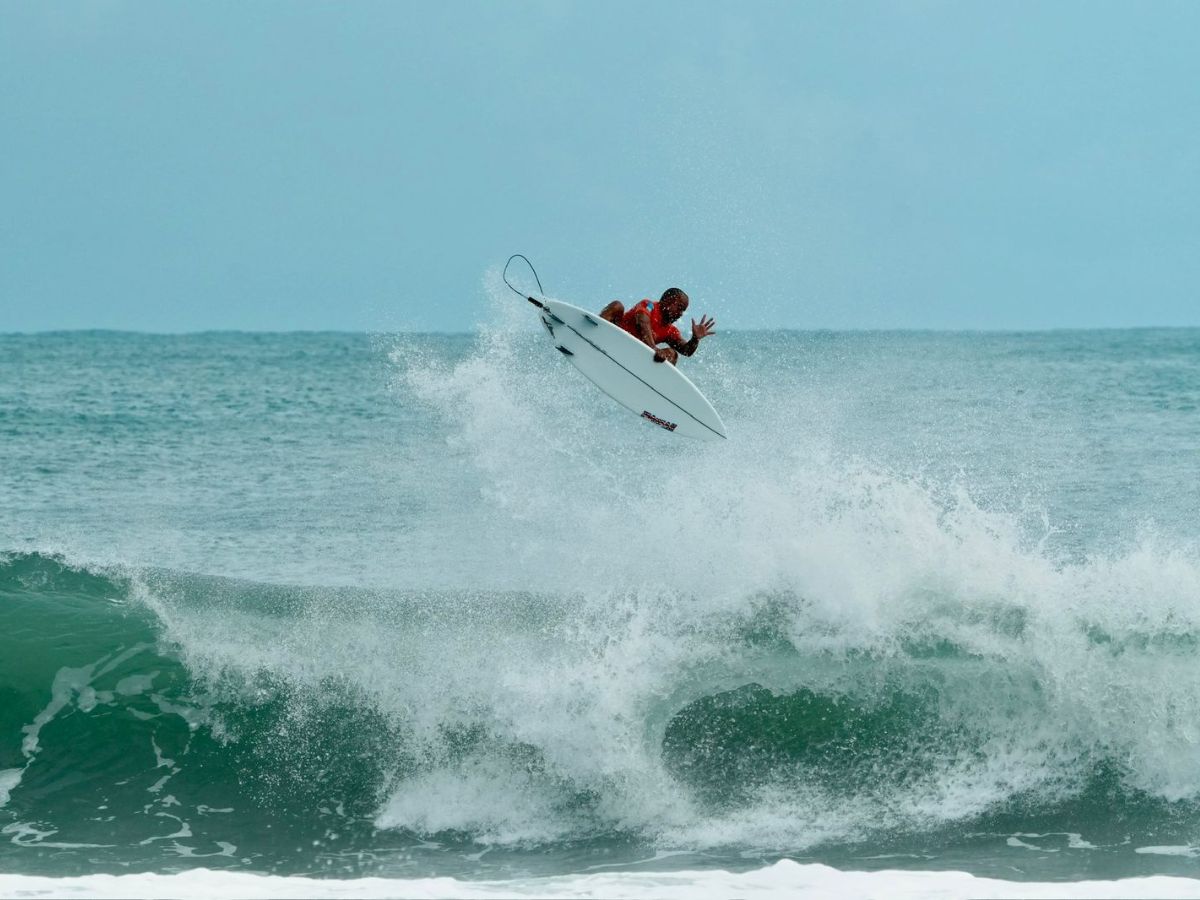Oscar Urbina Abarca de Playa Cocles de Talamanca, Limón, acumula 3 885 puntos en el primer lugar