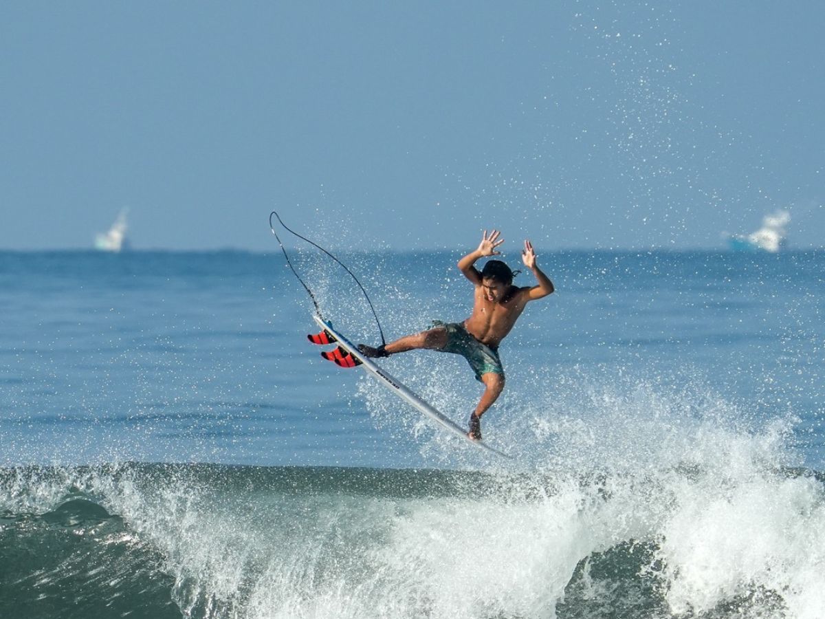 Deportista de Playa Jacó inicia con fuerza en la élite del Orbe