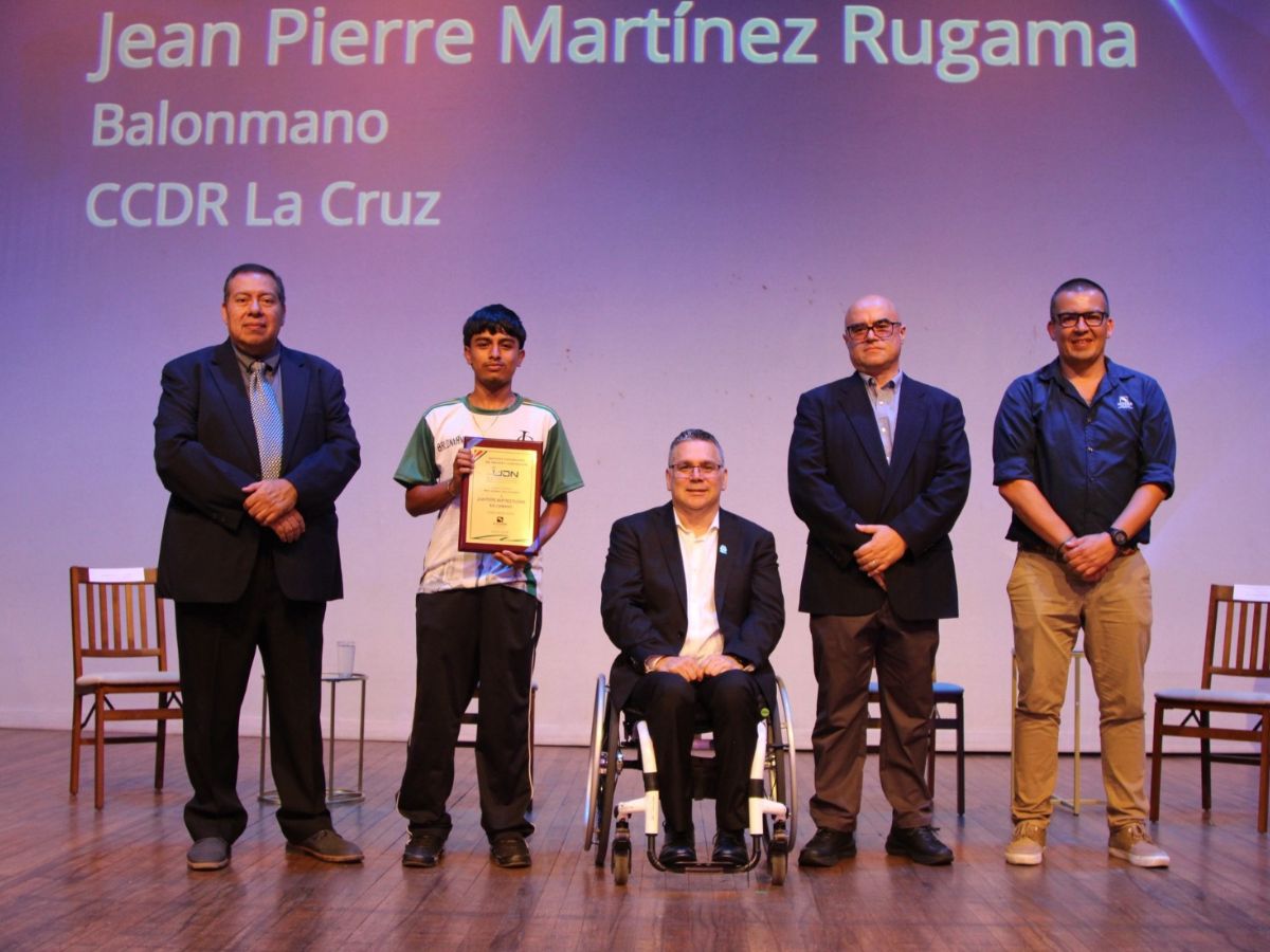 María Alejandra Montero Camareno, Jean Pierre Martínez Rugama y Karla Yanina Jiménez López fueron galardonados por el ICODER