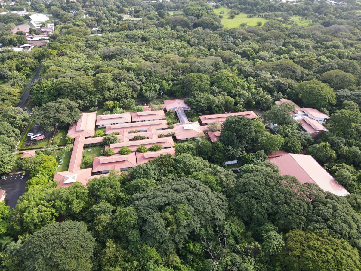 Las personas que asistan de forma presencial al XI Congreso Iberoamericano sobre Turismo Sustentable se encontrarán en el  Campus Liberia de la Sede Regional Chorotega de la UNA, entre el  21 al 25 de setiembre de 2026.