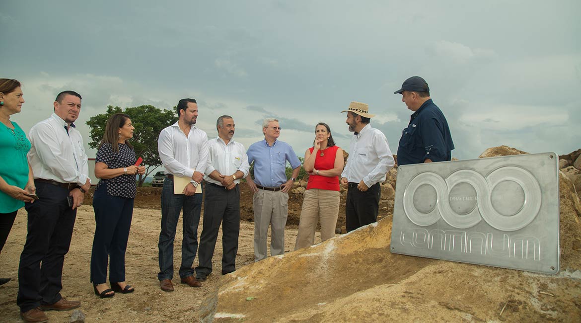 El 19 de julio se colocó la primera piedra del Data Center en Guanacaste