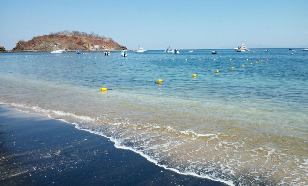 Playa Ocotal con zona segura para bañistas. Periódico Mensaje