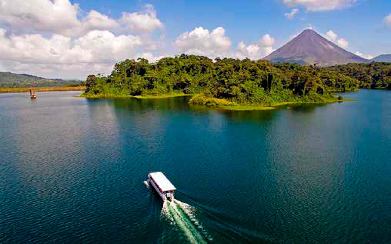 Proyecto de Ley busca otorgar seguridad jurídica a desarrolladores del Lago Arenal.alt